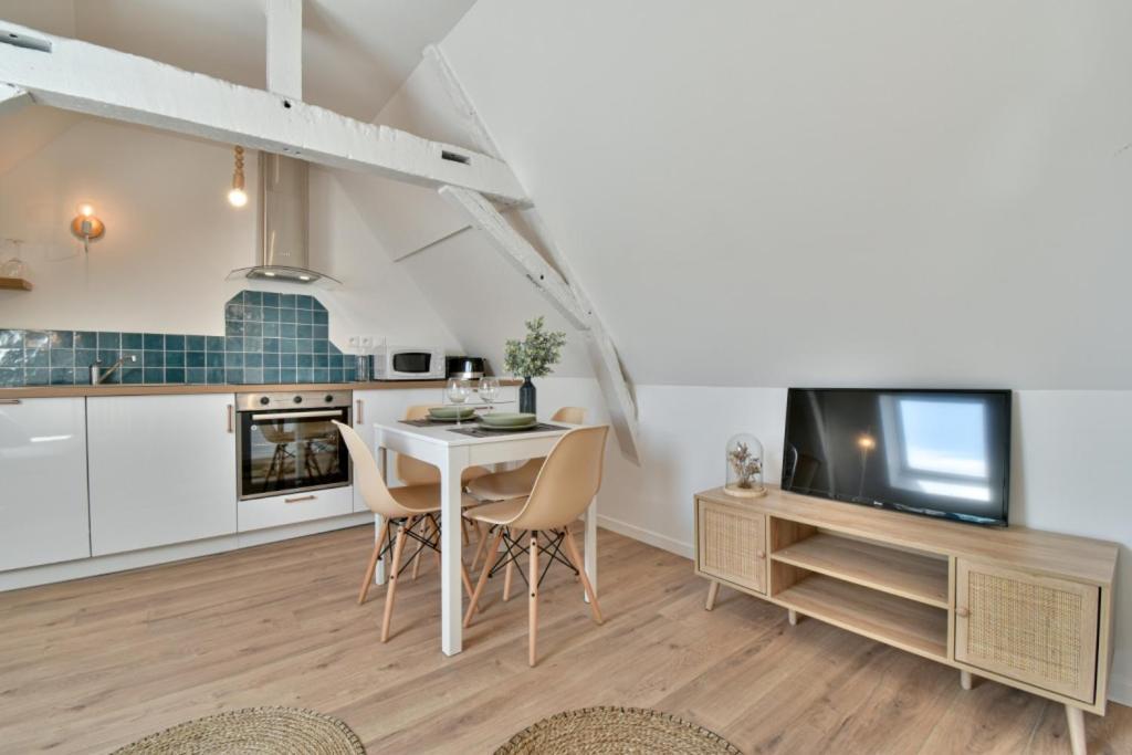 Residence Jean Hardy - Hyper Centre, Parking Gratuit, Wifi, Clim, Gare Valenciennes Bagian luar foto