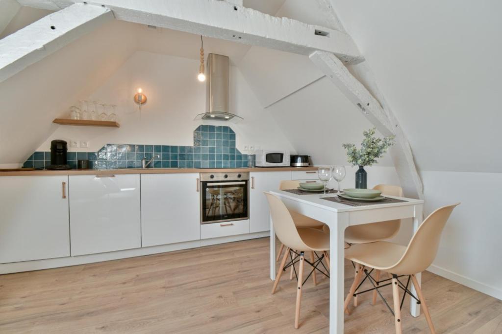 Residence Jean Hardy - Hyper Centre, Parking Gratuit, Wifi, Clim, Gare Valenciennes Bagian luar foto